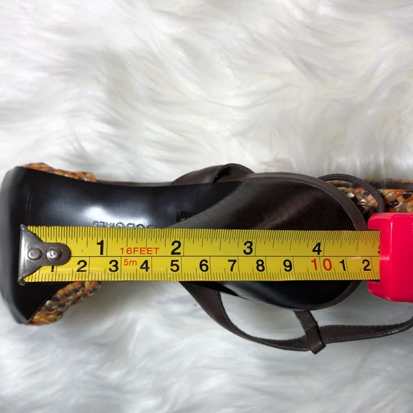 BCBGirls Woven Heels - NWOT - Picture 12 of 12